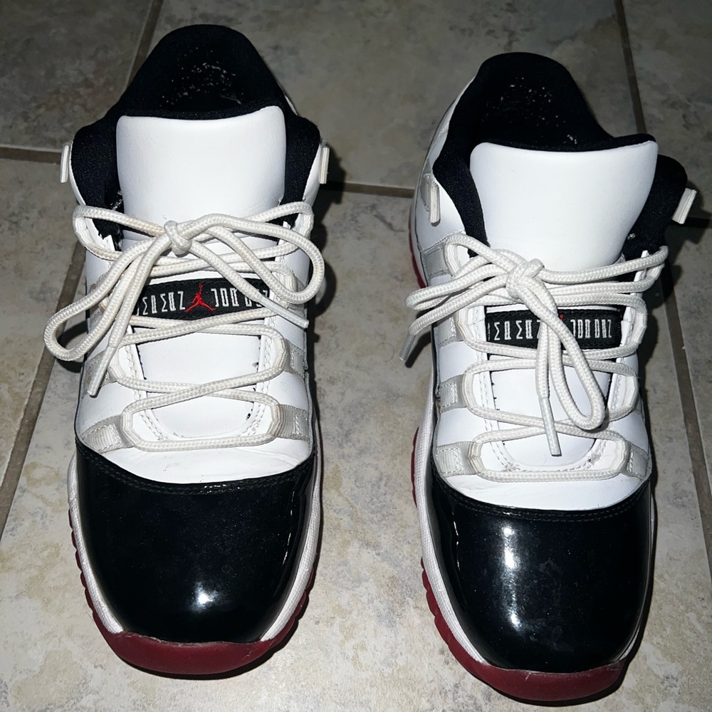 Jordan 11 Retro Low